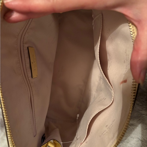 Kate Spade Patterson Drive Pebbled Emboss
Bag in Butter. With lemon coin purse - Picture 2 of 7